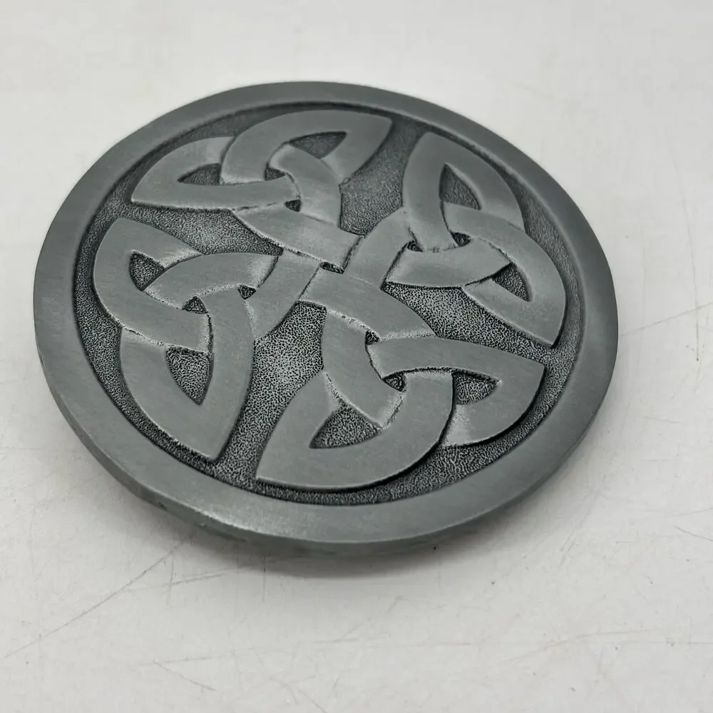 Great American Buckle Co Celtic Knot Round Eternity Connection